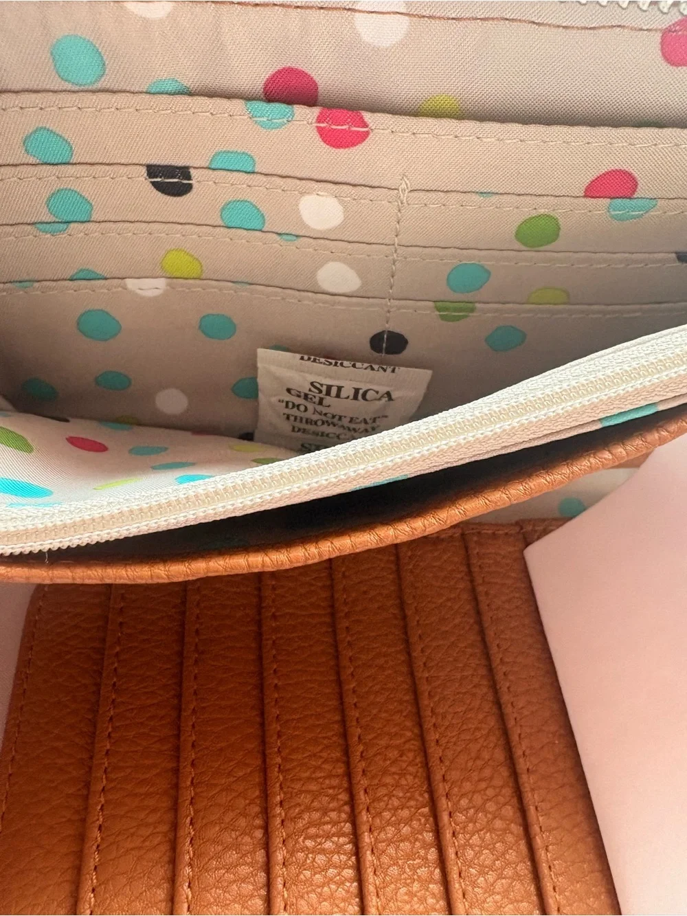💚thirty-one NWT Coral Pink and Tan Woven Shoulder Bag & Wallet